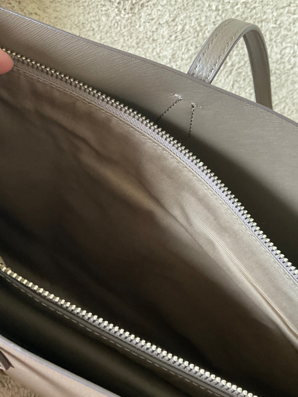 Tory Burch Taupe Leather Perry Tote - Picture 11 of 16